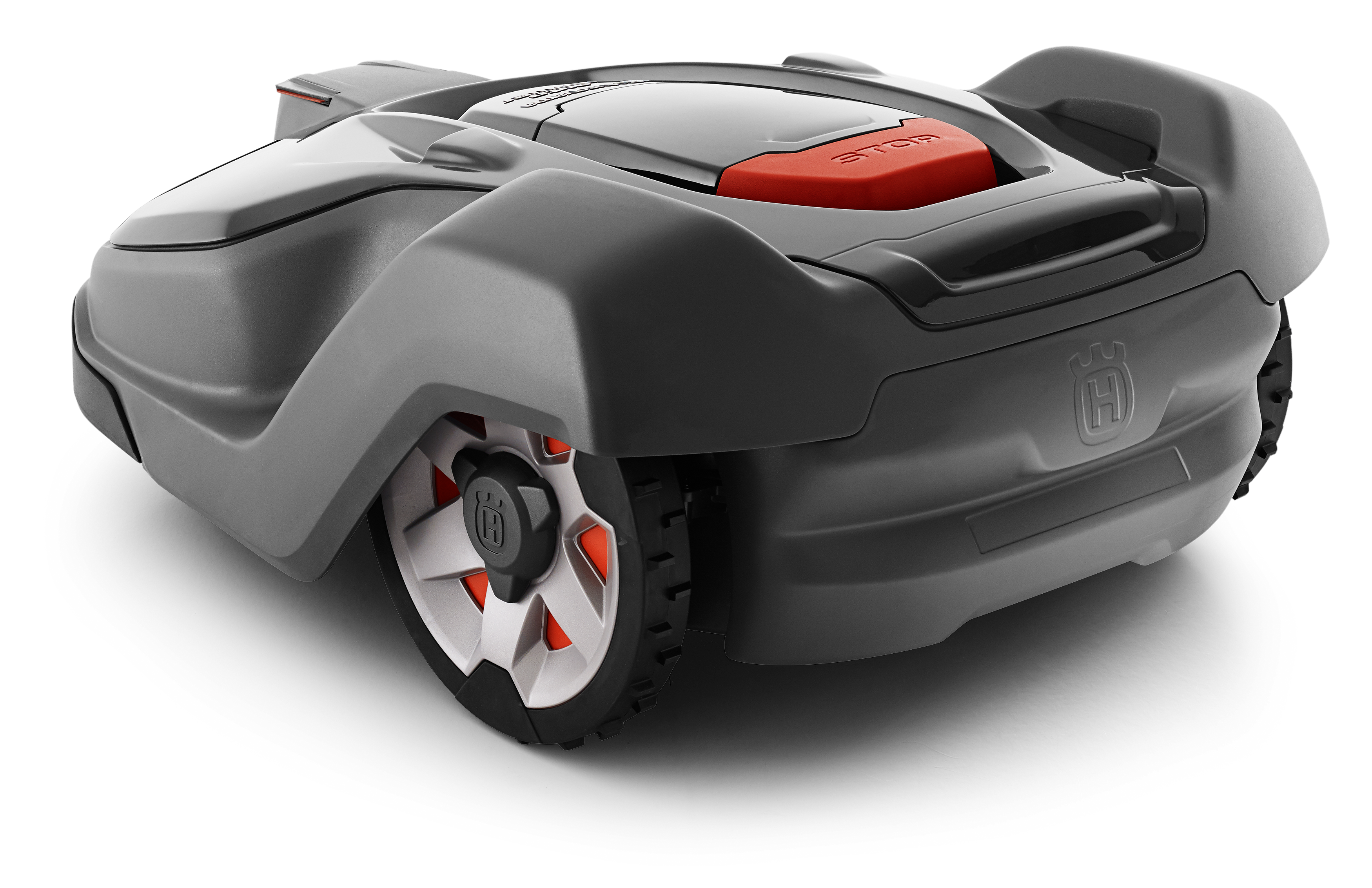 Melns Husqvarna Automower zāles pļāvējs robots, 450X modelis, skats no aizmugures