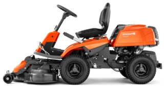 Raideris Husqvarna R214TC CE 103 combi uz balta fona no sāniem